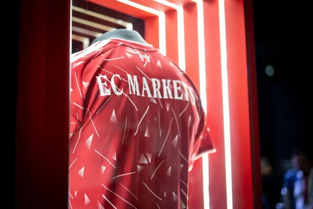 Liverpool FC jersey displayed at Money Expo Argentina 2026